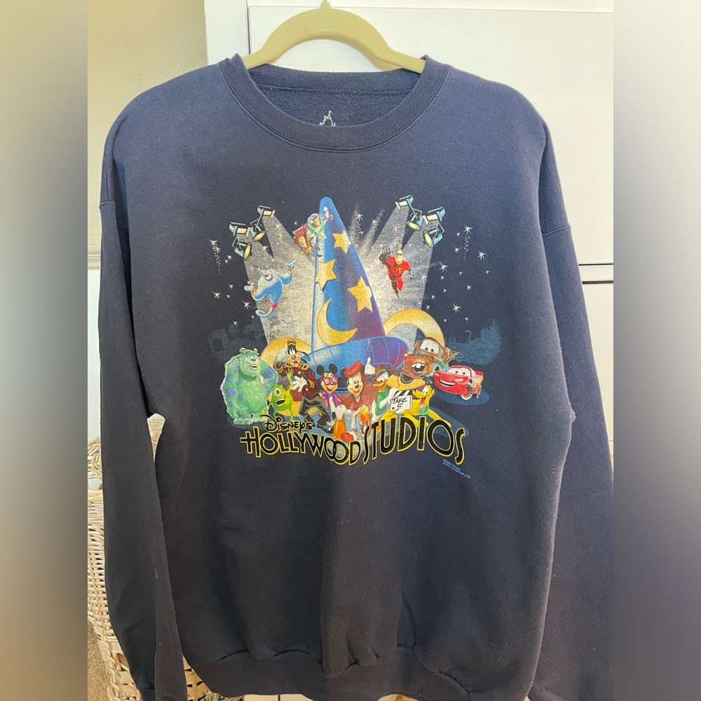Licensed Vintage Y2K Hanes Disney Hollywood Studios Sweatshirt
